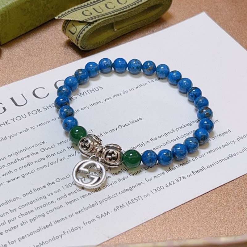 G*u*i bracelets